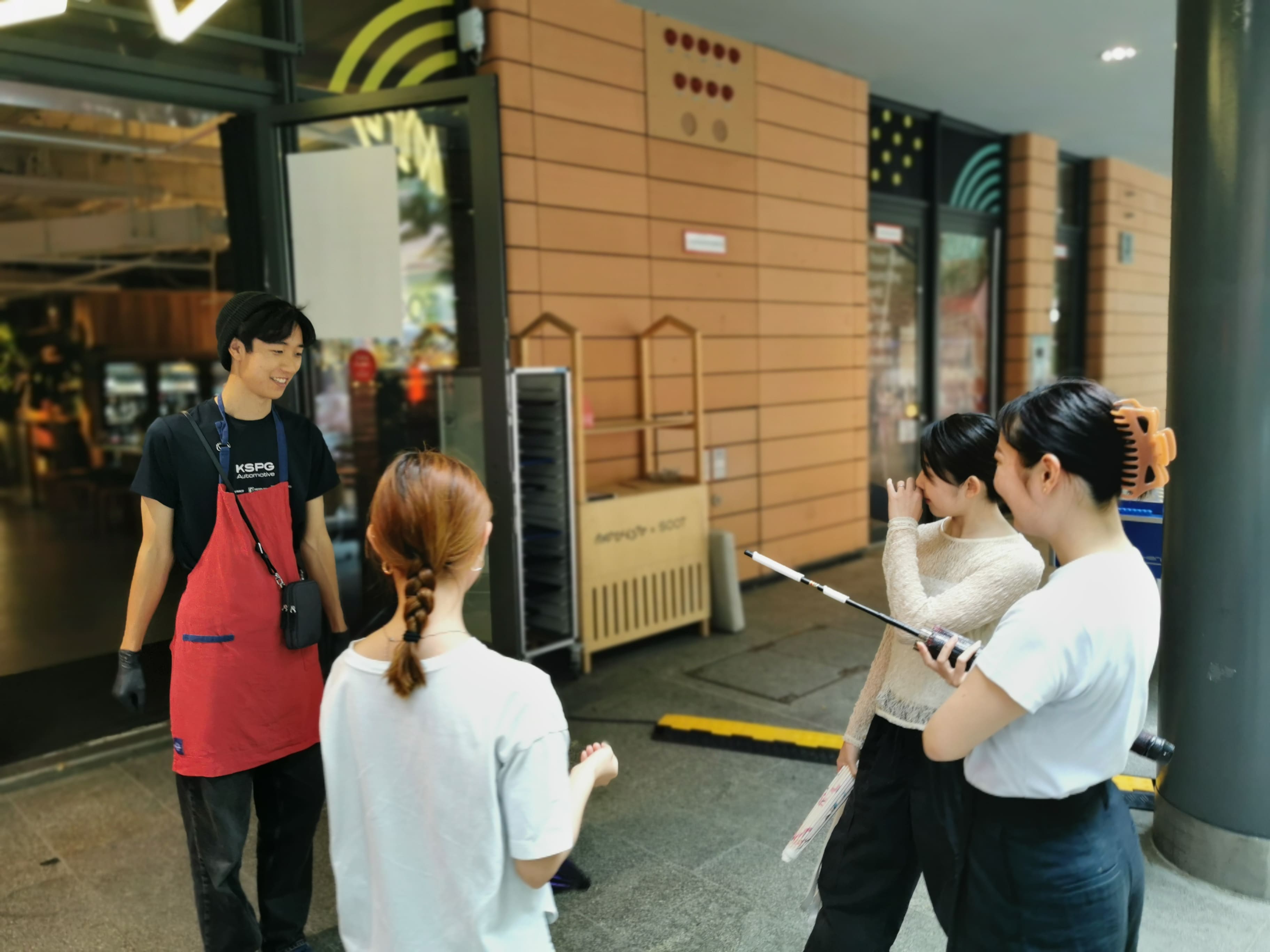 スタッフ9